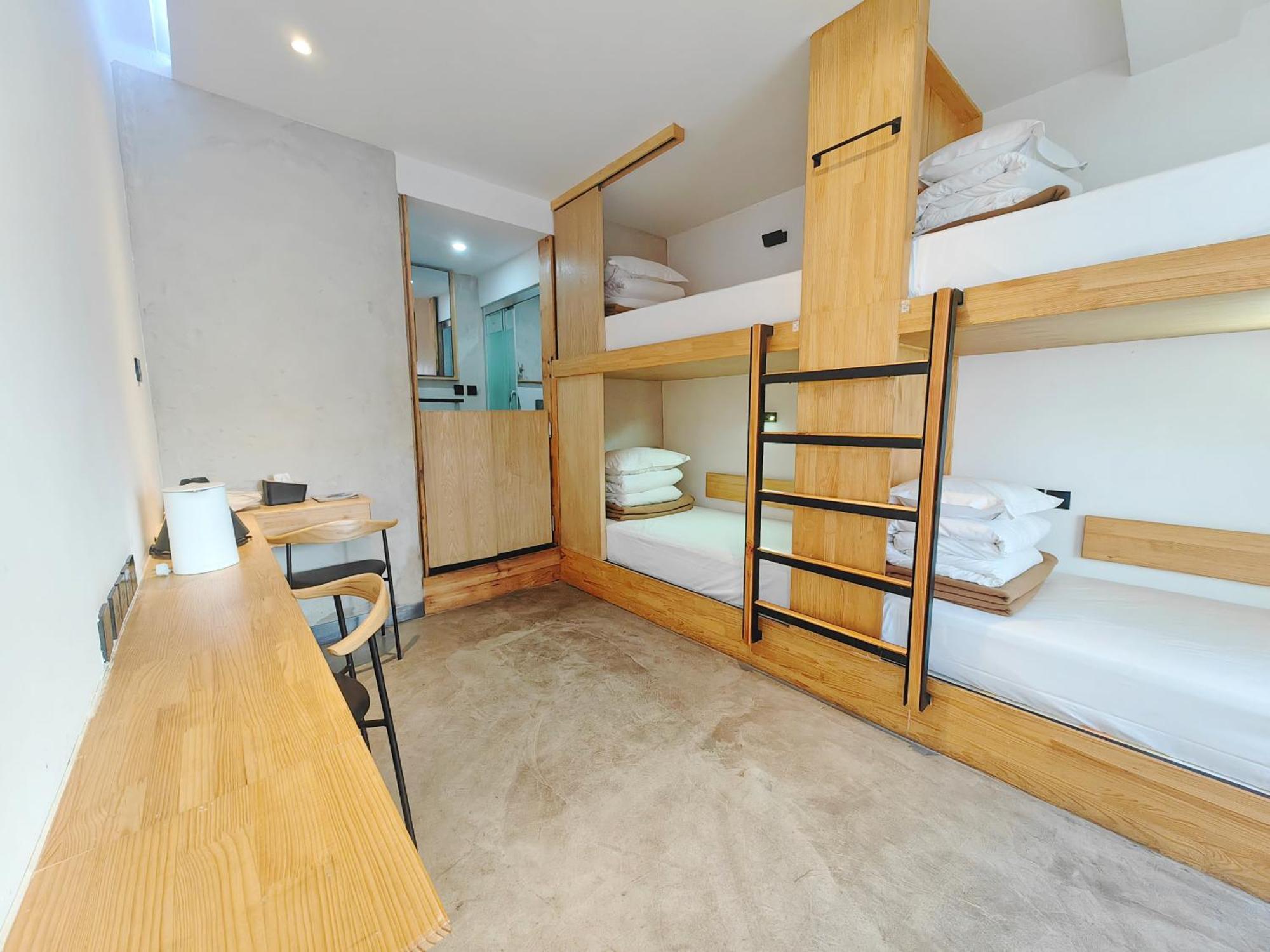 Dali Loft Travelling With Hostel Экстерьер фото