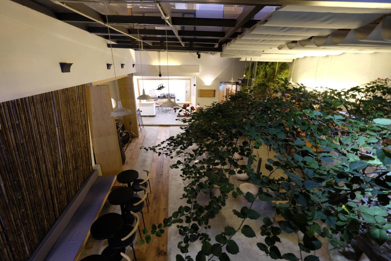 Dali Loft Travelling With Hostel Экстерьер фото